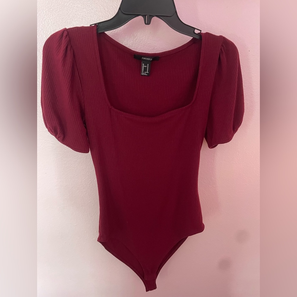maroon medium puff sleeve body suit